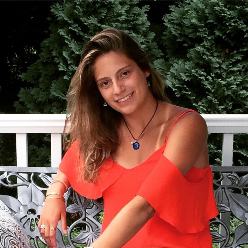 Meet your Posher, Lauren